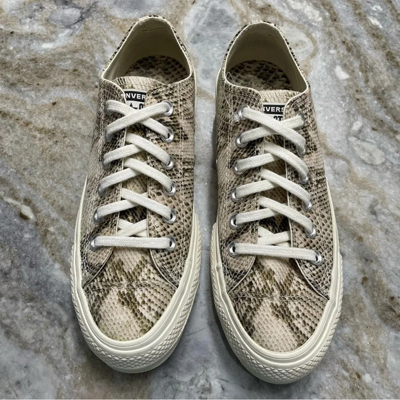 Converse Chuck Taylor All Star Wild Lift Low Top Thick Sole Snake Scales Pattern - Picture 4 of 11